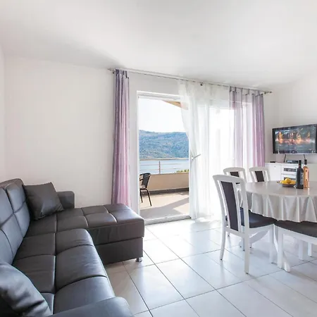 With Sea View 333